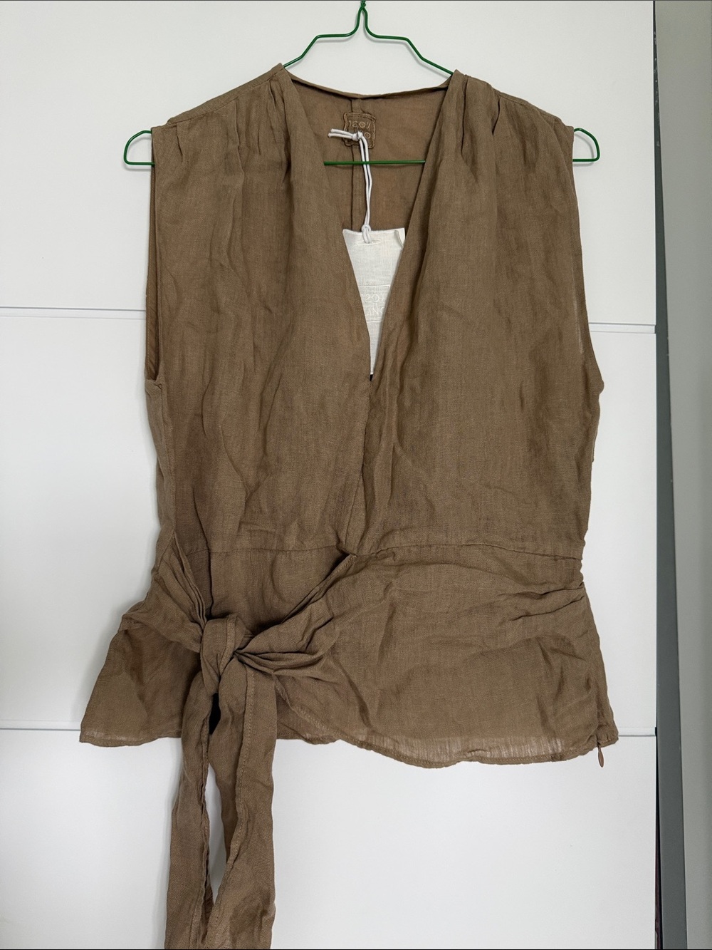 NWT 120% Lino top